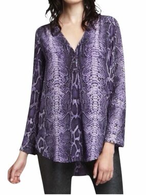 What Goes Around Comes Around 100% Silk Purple Snake Print Blouse M‎
